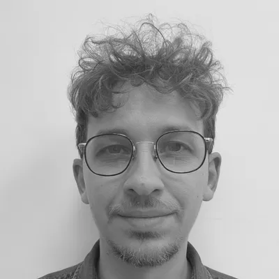 Adriano Foschi, photographed head-on in black and white